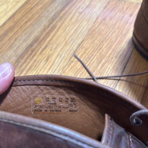 Timberland Men's Brown Leather Chukka Boots - Picture 3 of 5